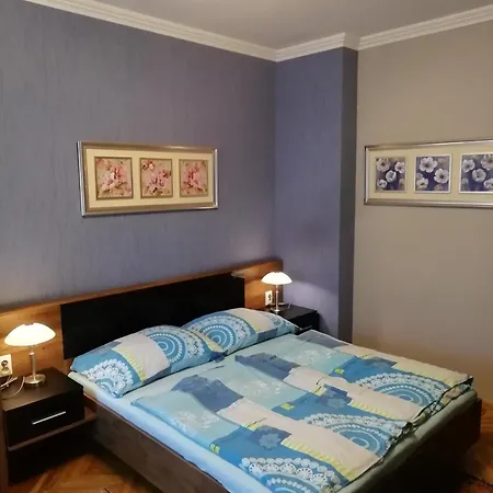 Apartment Leander *